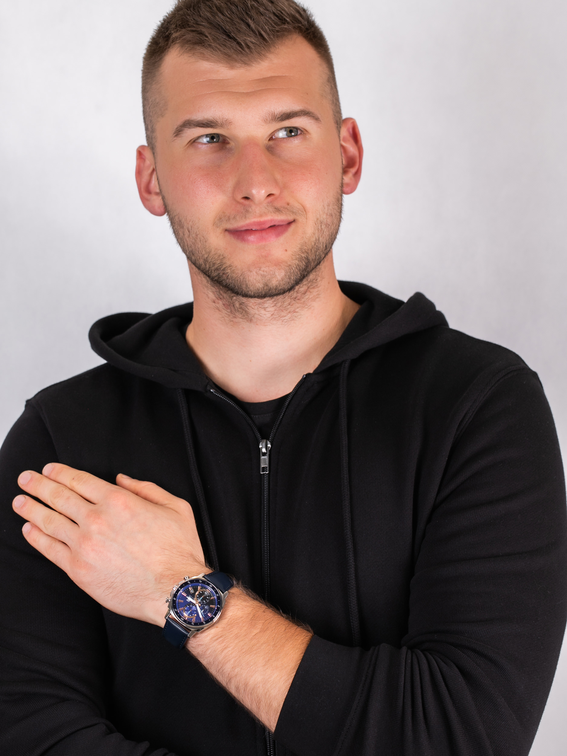 Edifice EFV-600L-2AVUEF zegarek męski EDIFICE Momentum - miniatura 2