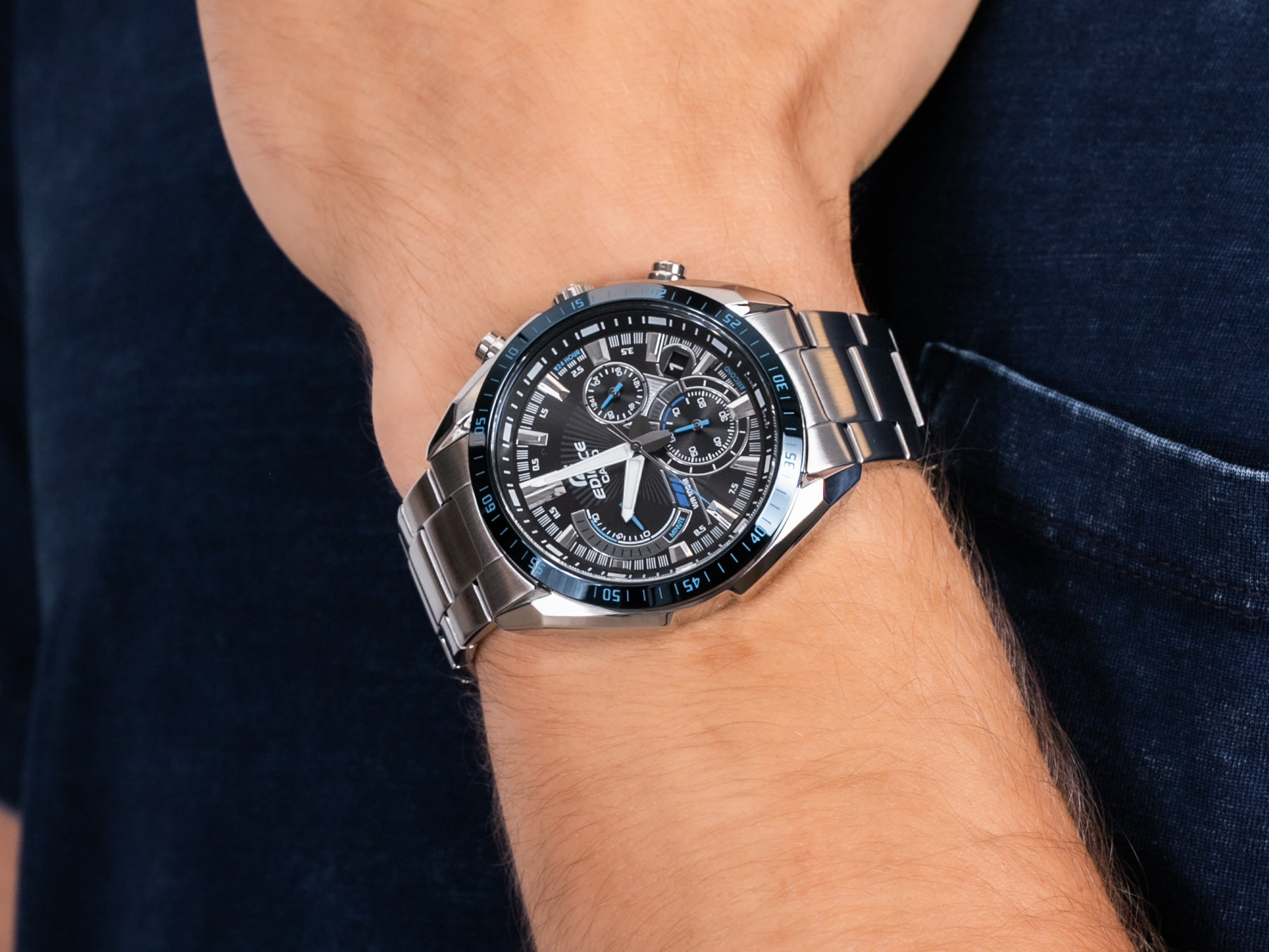 Edifice EFR-570DB-1BVUEF SPORTY CHRONO zegarek sportowy Edifice - miniatura 4