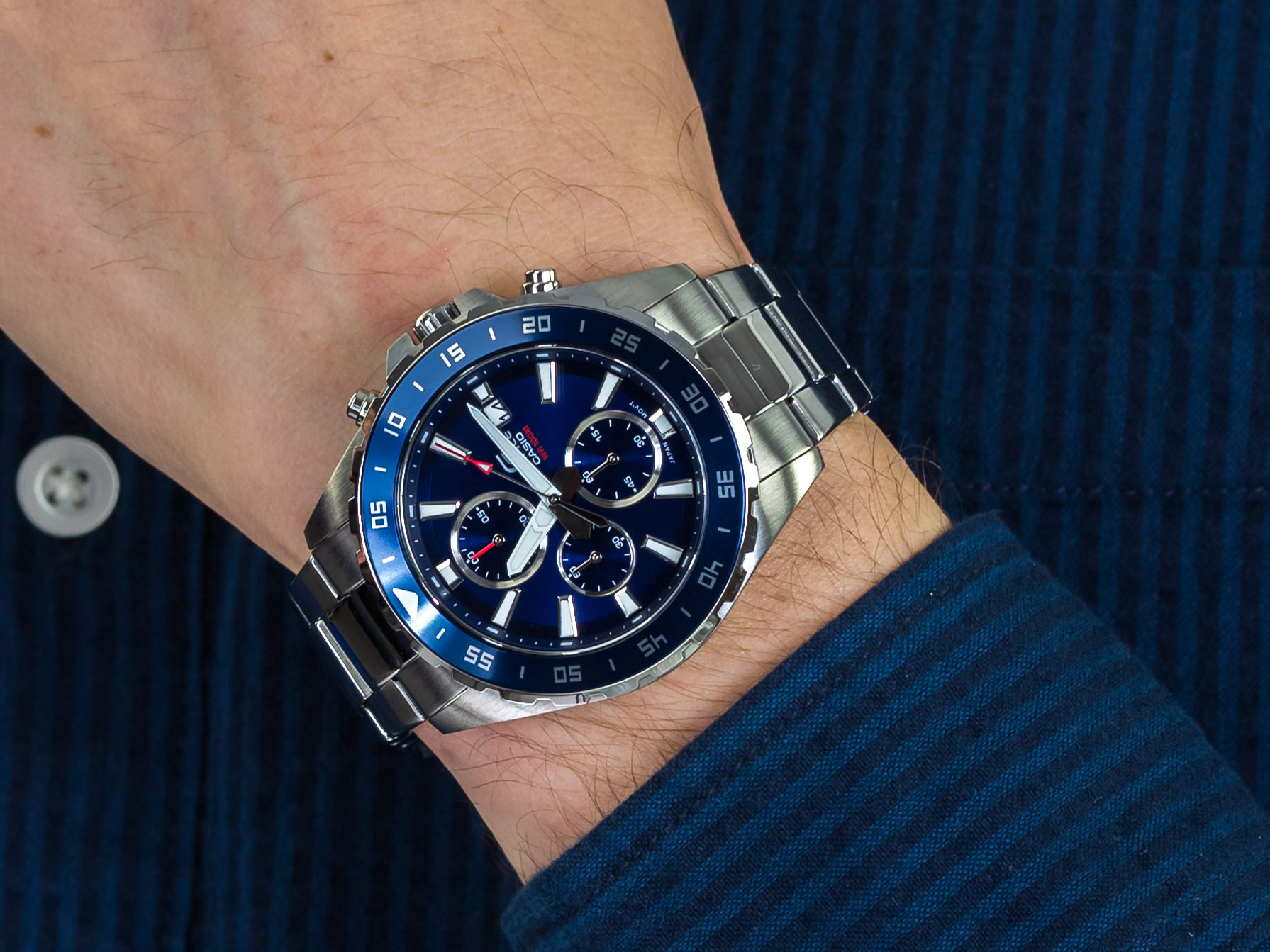 Edifice EFR-568D-2AVUEF zegarek sportowy EDIFICE Premium - miniatura 4