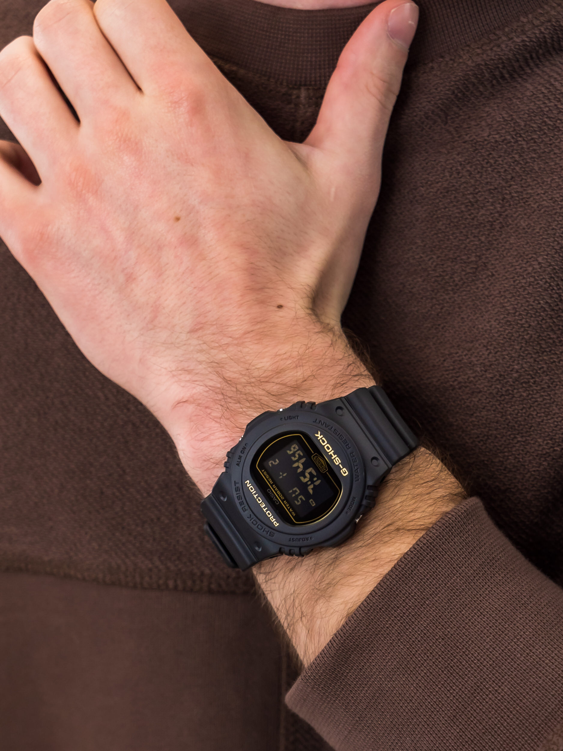 G-Shock DW-5700BBM-1ER męski zegarek G-Shock pasek - miniatura 3