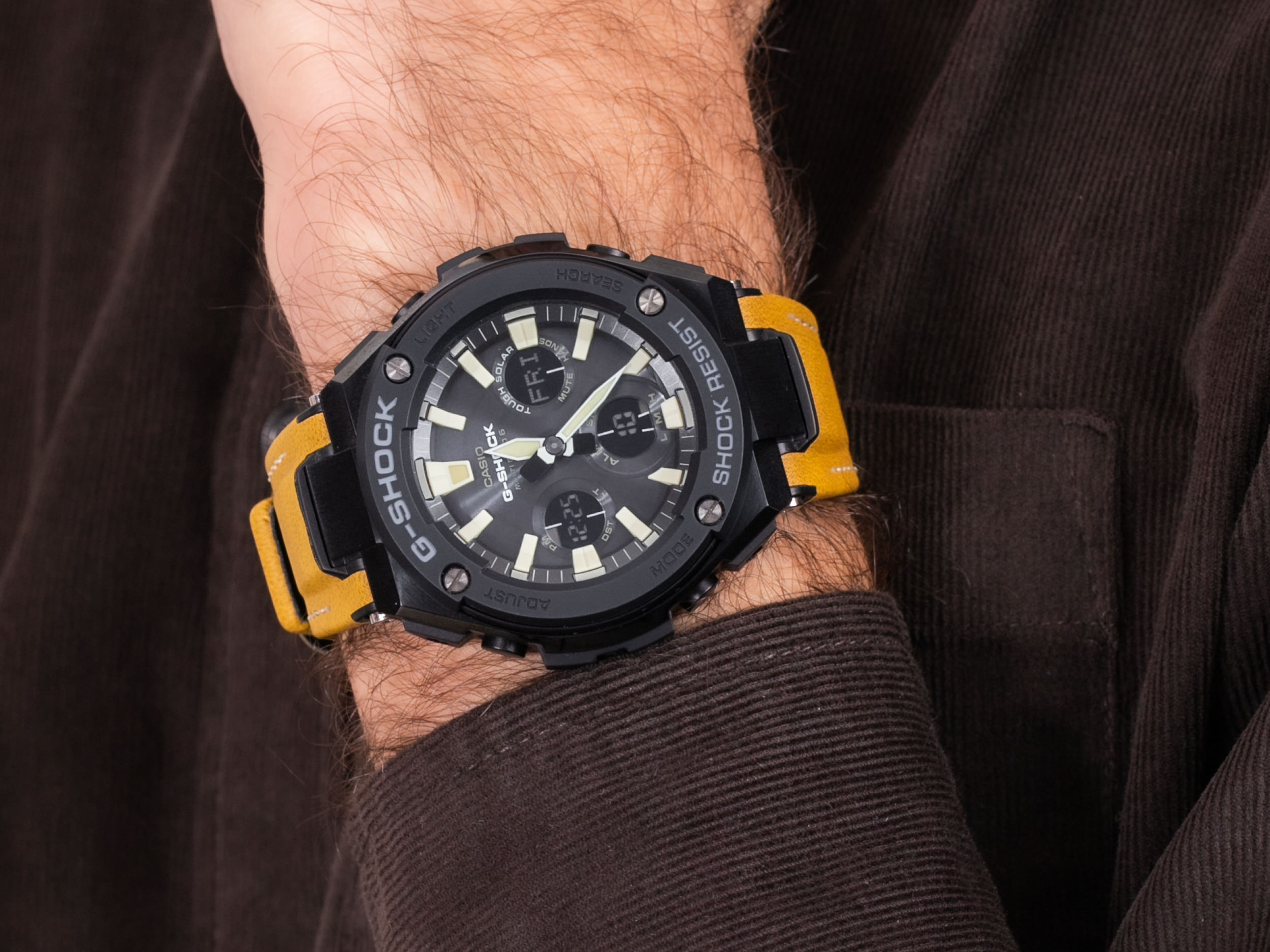 G-Shock GST-W120L-1BER G-STEEL TOUGH LEATHER zegarek sportowy G-SHOCK G-STEEL