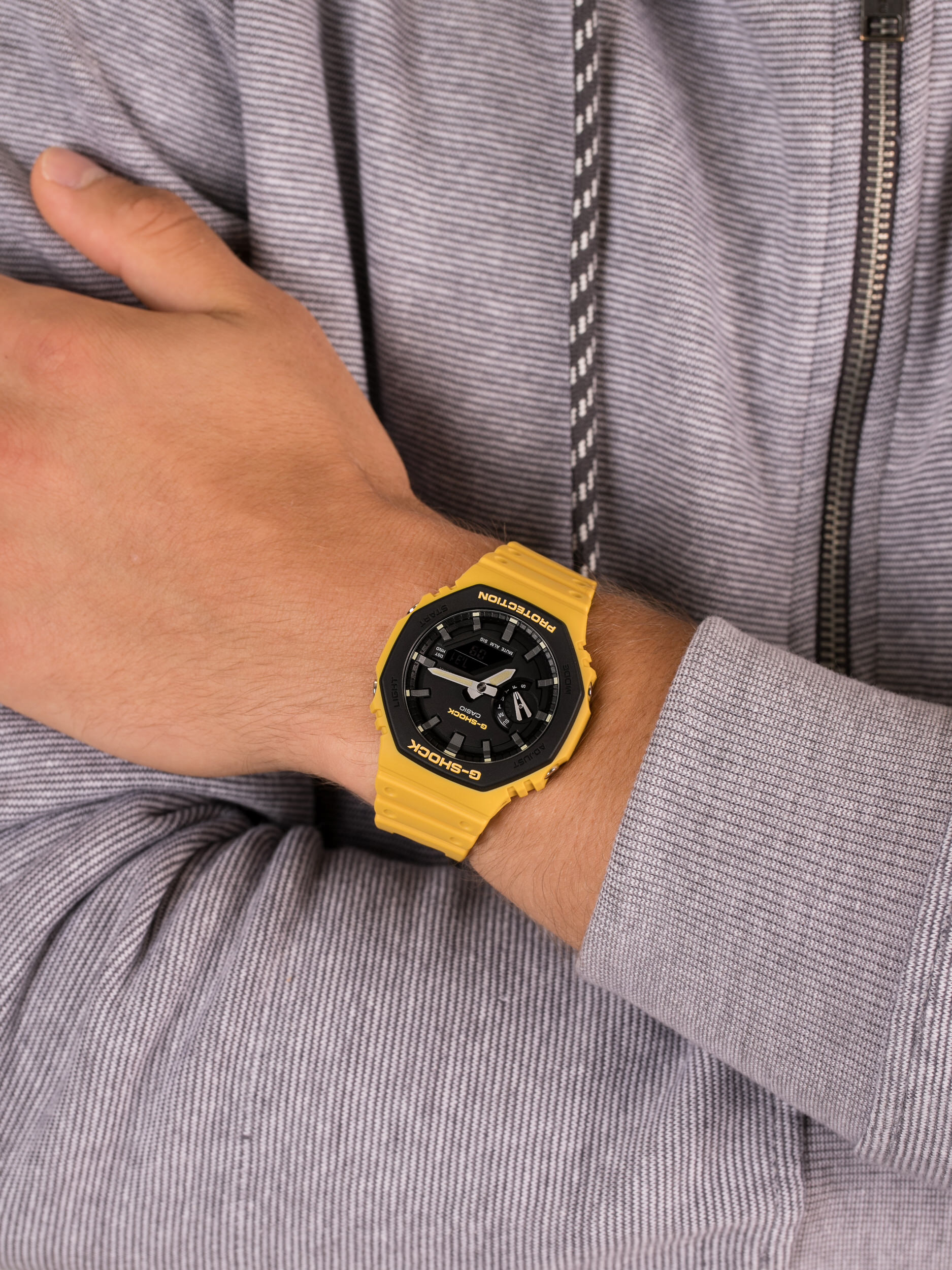 G-Shock GA-2110SU-9AER męski zegarek G-Shock pasek