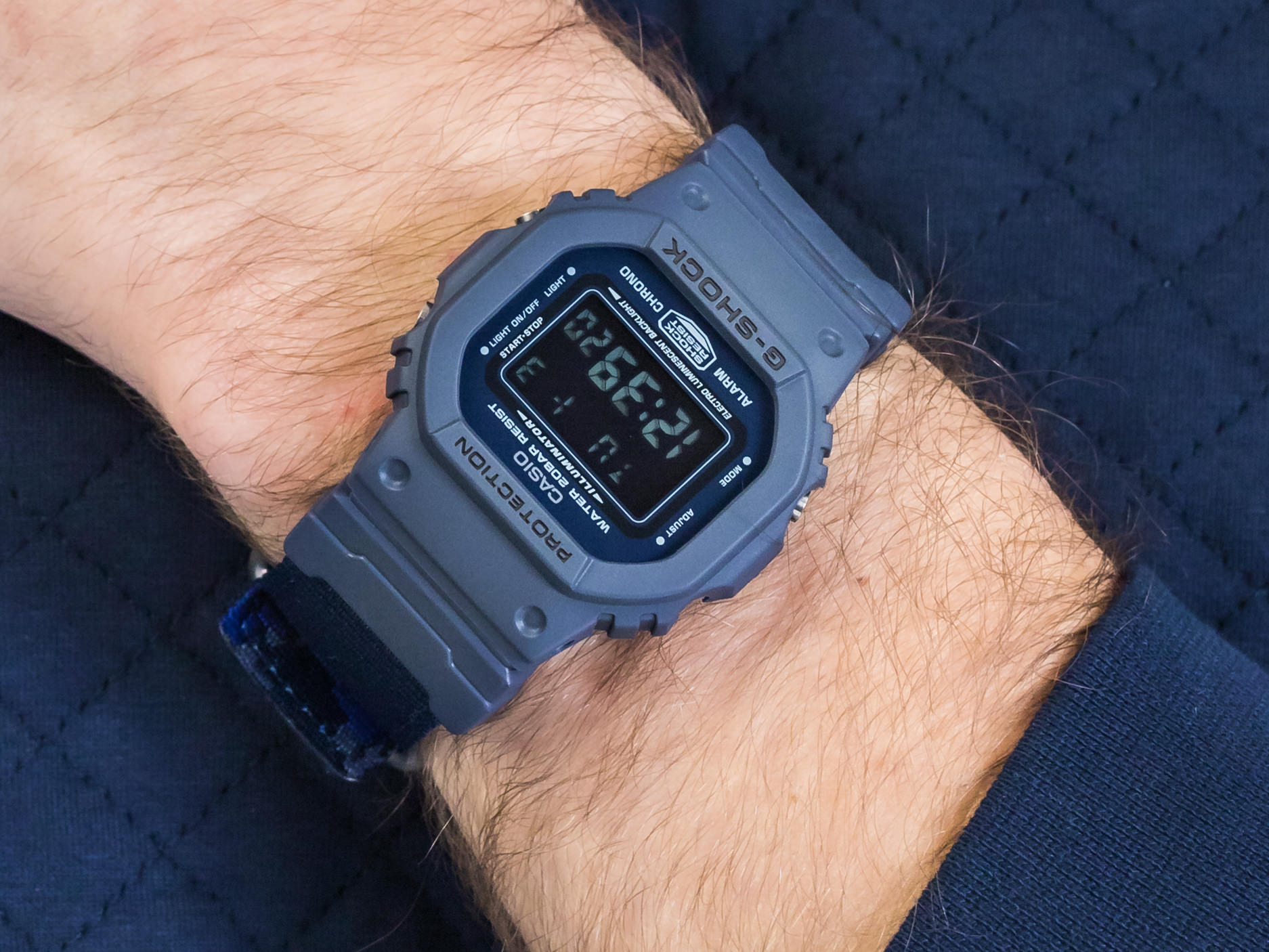 G-Shock DW-5600LU-2ER zegarek sportowy G-SHOCK Specials - miniatura 4