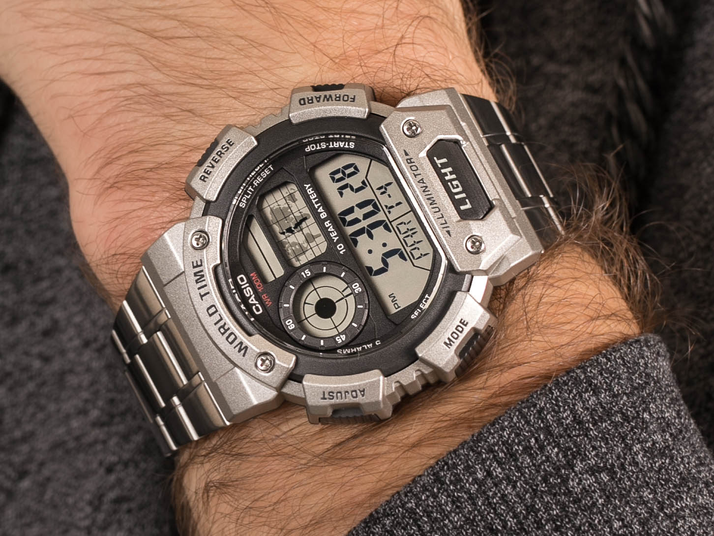 Casio AE-1400WHD-1AVEF zegarek sportowy Sportowe
