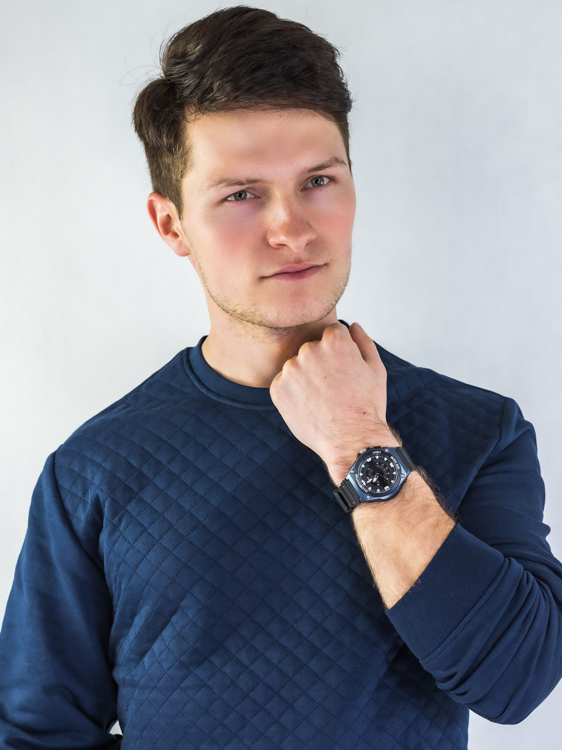 Casio MWC-100H-2AVEF zegarek męski Sportowe