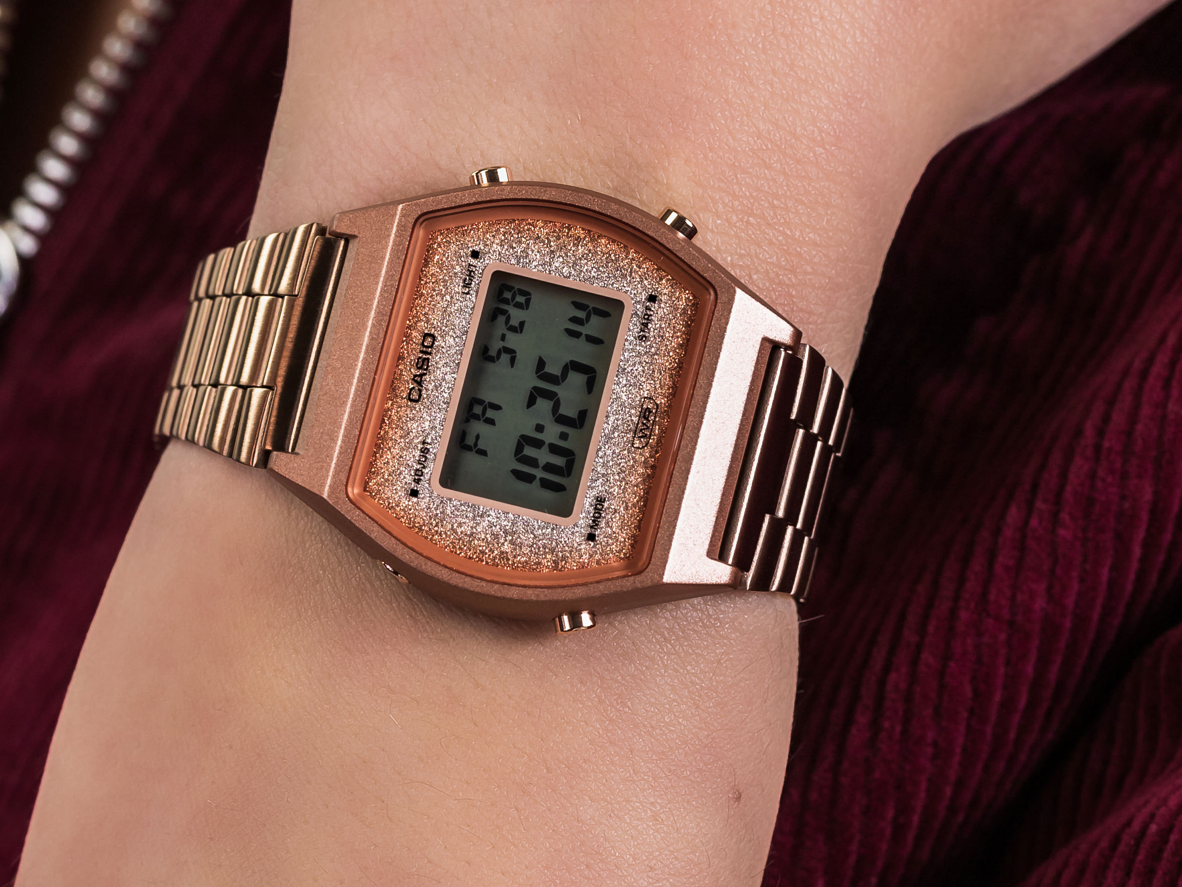 Casio Vintage B640WCG-5EF zegarek sportowy Vintage - miniatura 4
