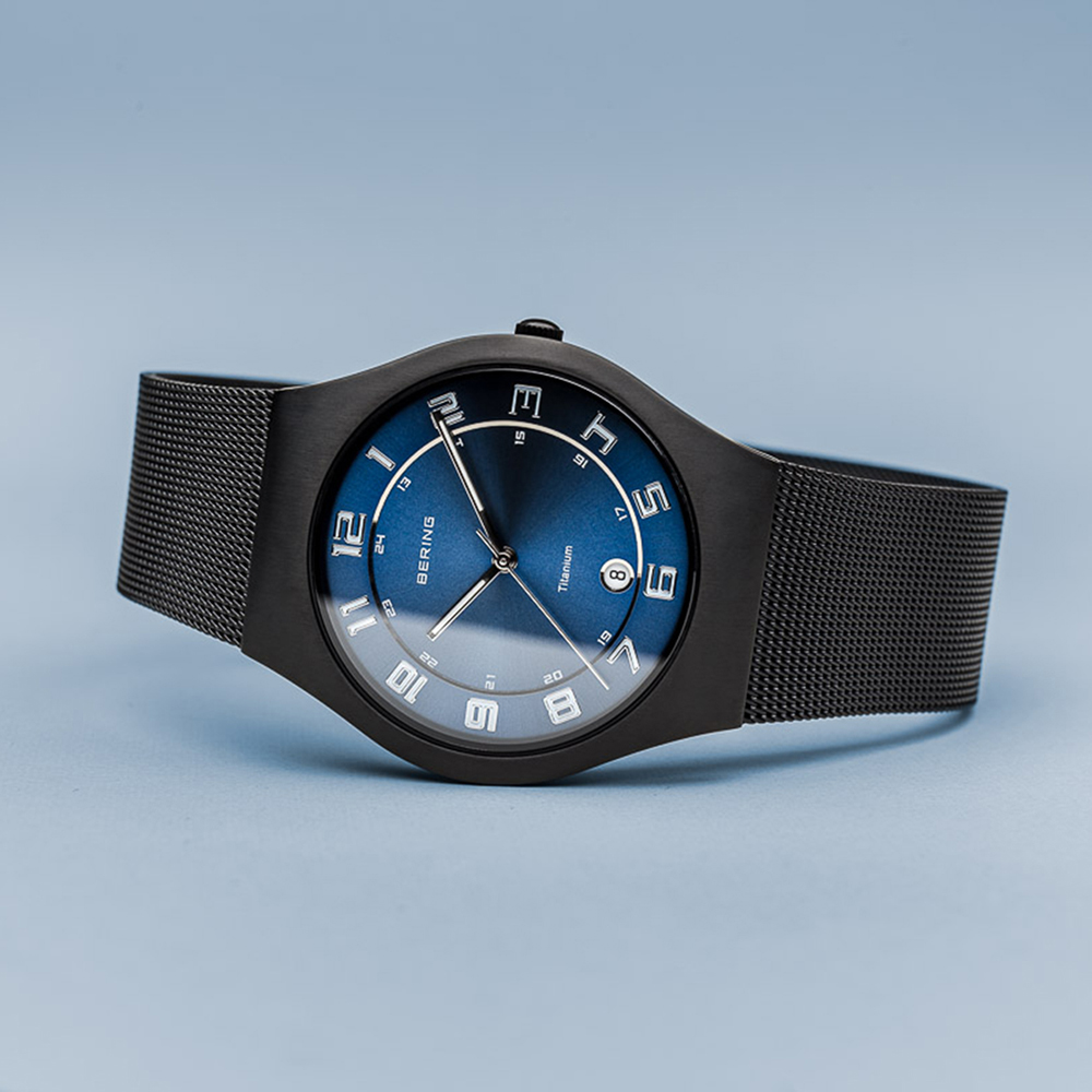 Bering 11937-227 zegarek klasyczny Titanium - miniatura 4