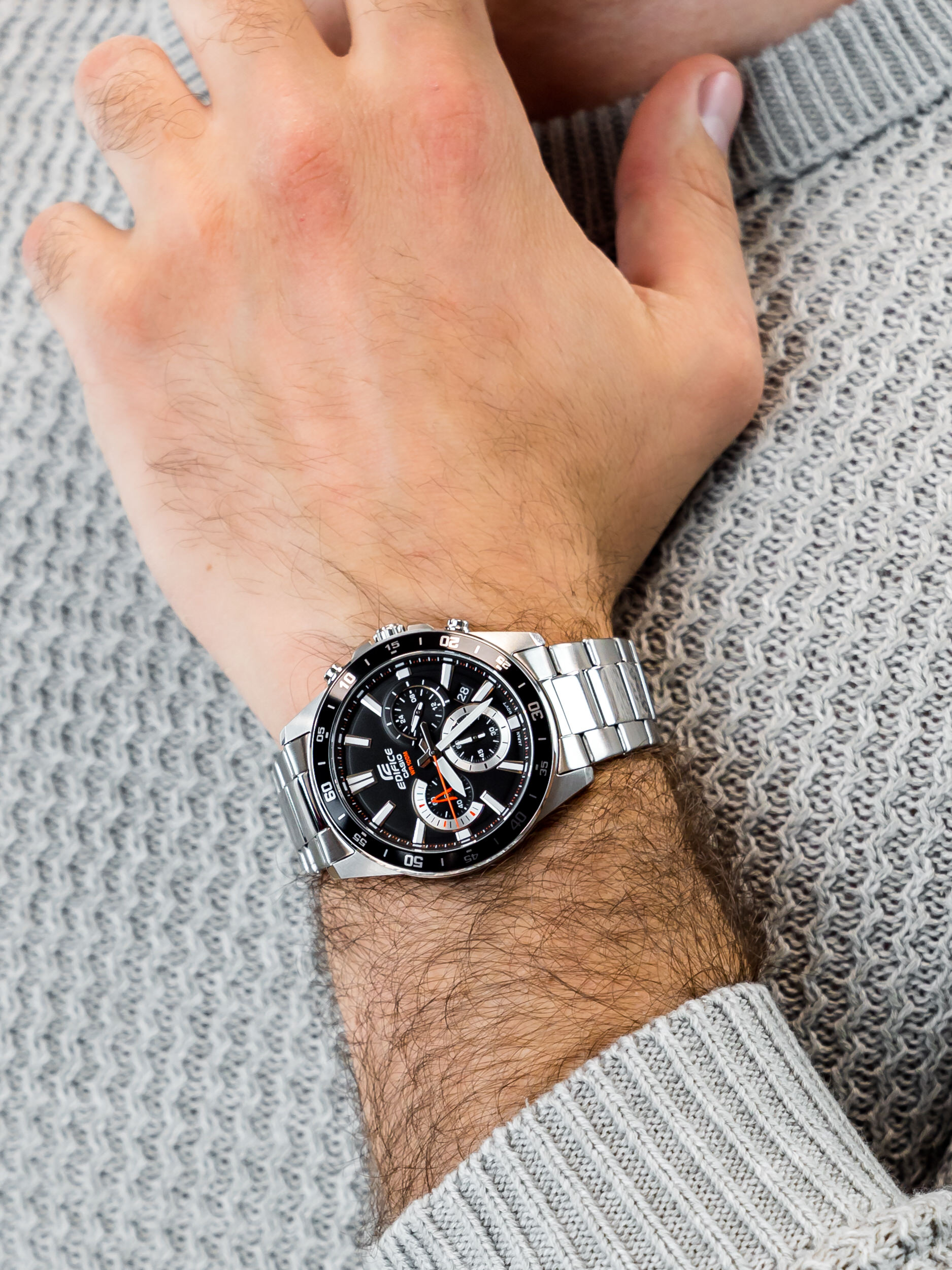 zegarek Edifice EFV-570D-1AVUEF SPORTY CHRONOGRAPH męski z chronograf EDIFICE Momentum
