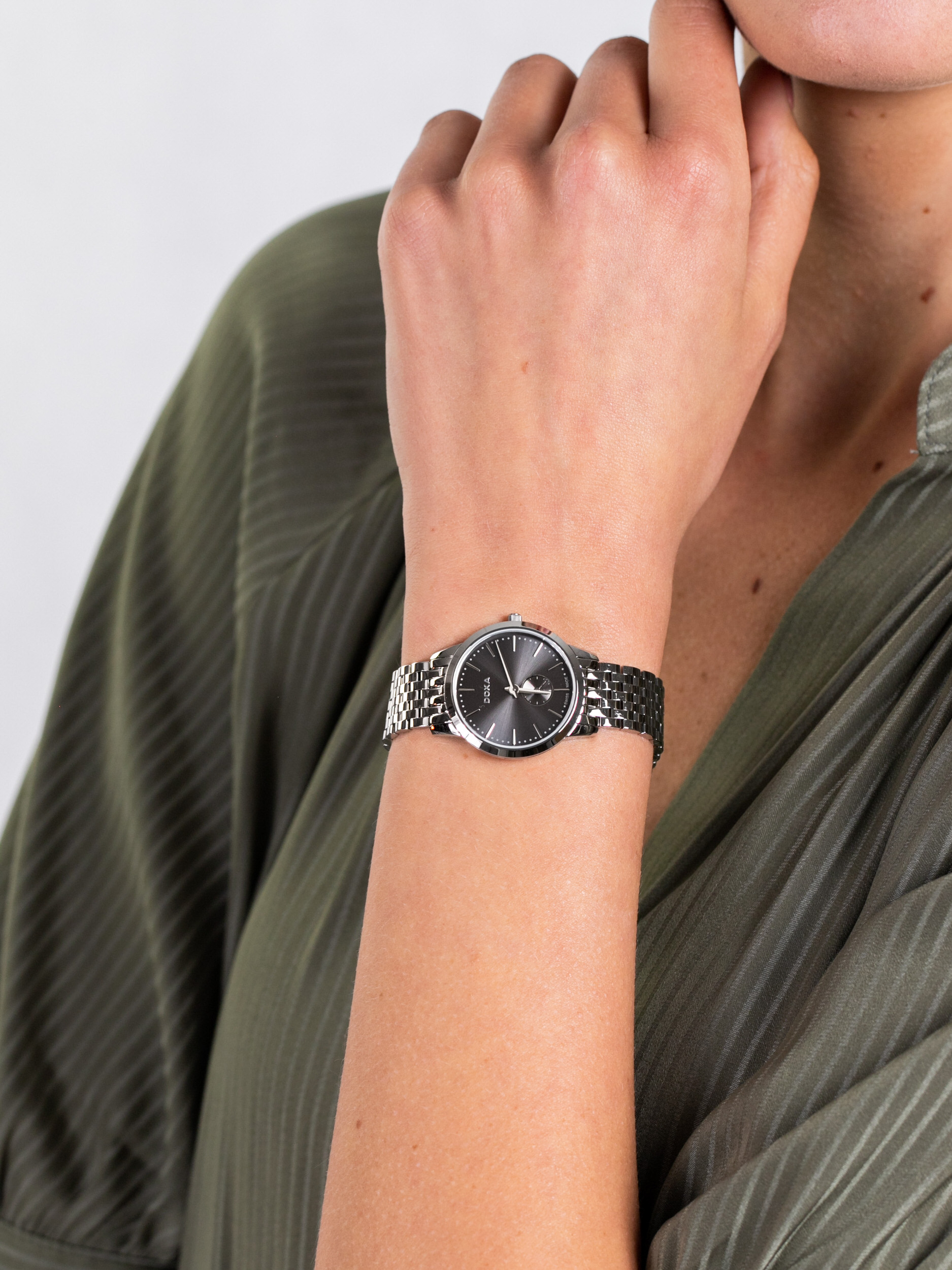 Doxa 105.15.101.10 zegarek srebrny klasyczny Slim Line bransoleta - miniatura 3