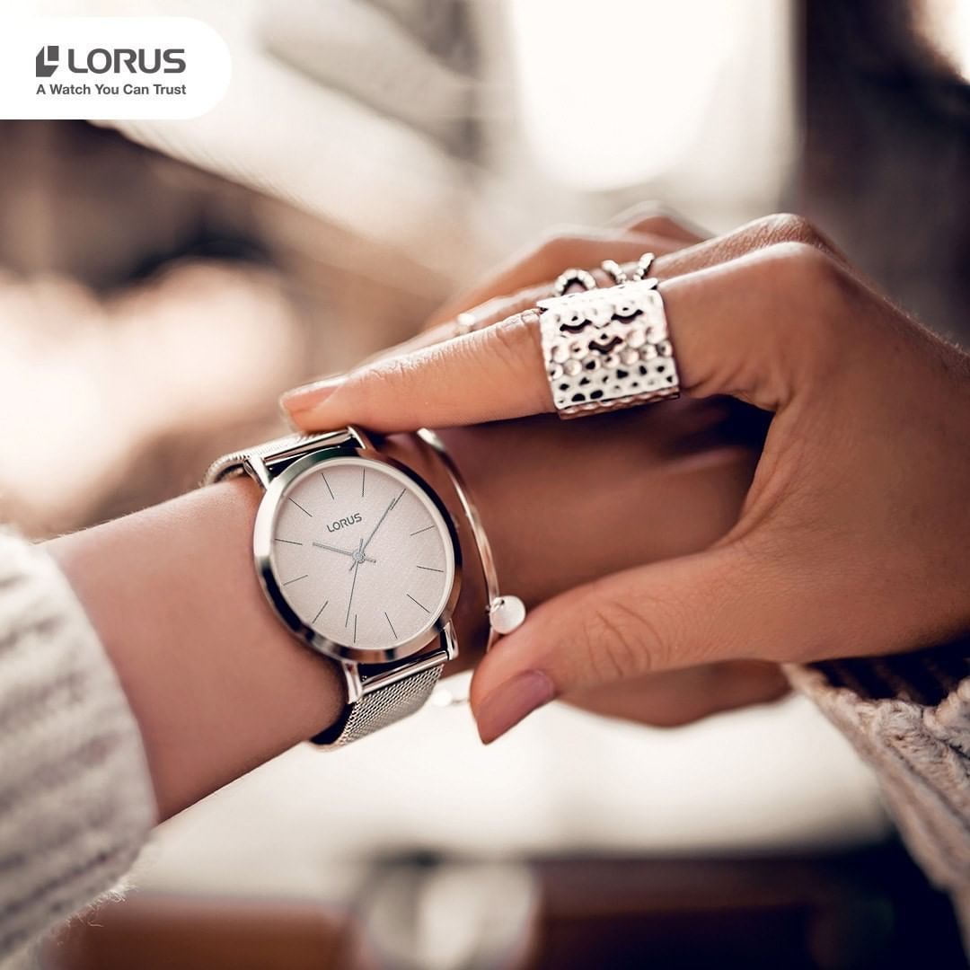 Lorus RG209QX9 zegarek srebrny klasyczny Klasyczne bransoleta