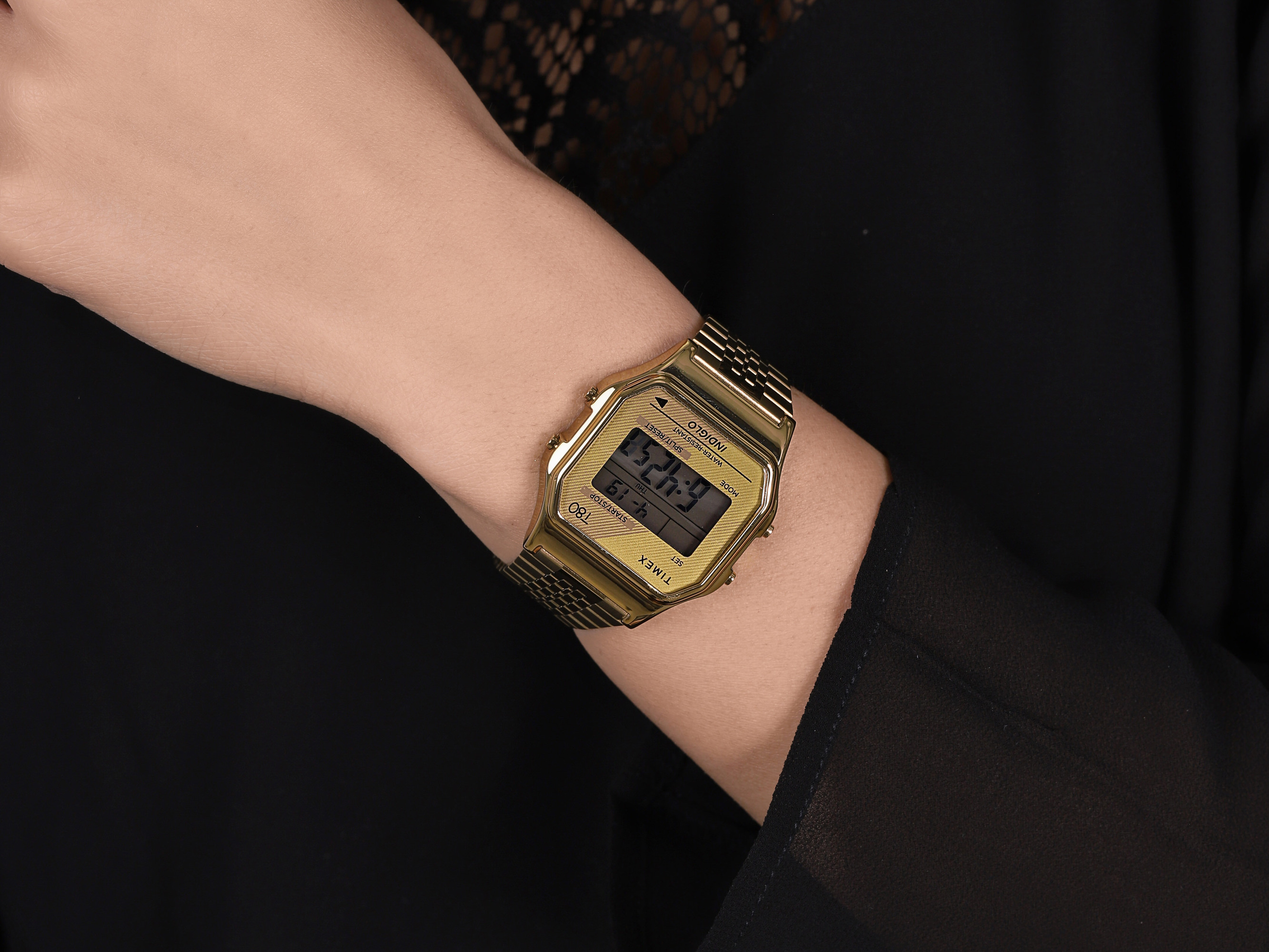 zegarek Timex TW2R79000 złoty T80