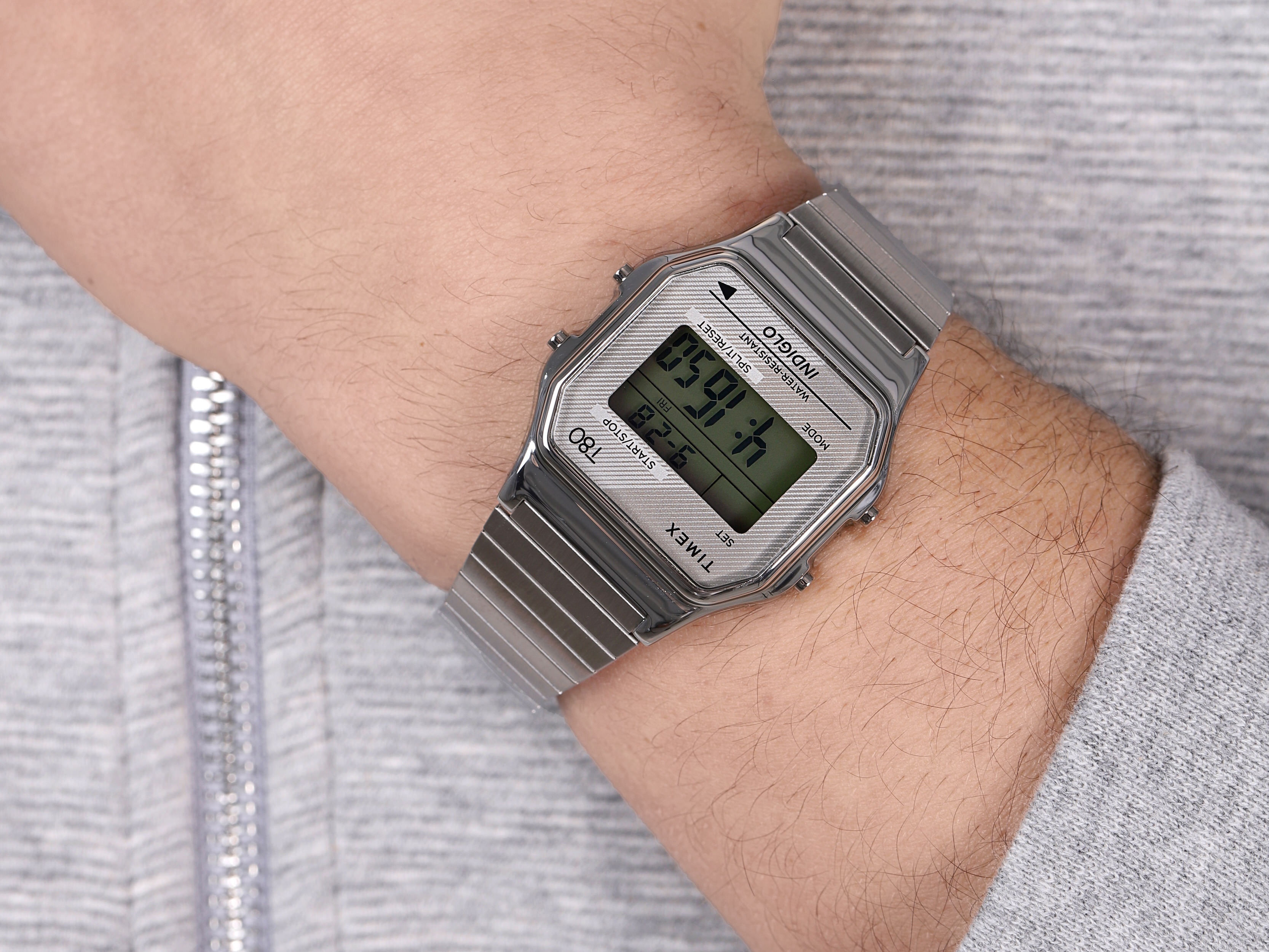 zegarek Timex TW2R79100 srebrny T80 - miniatura 4