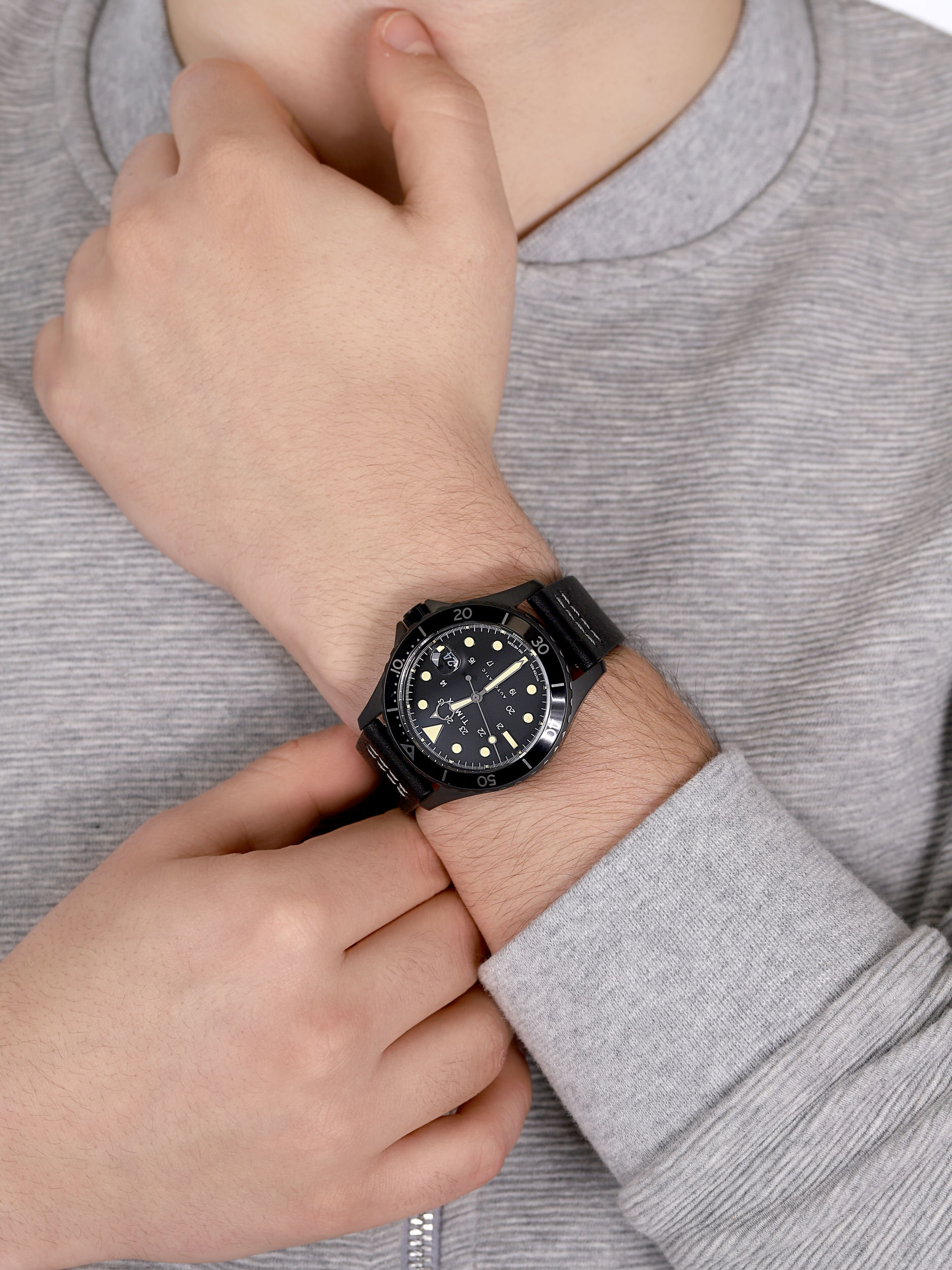 zegarek Timex TW2U10000 automatyczny męski Navi XL Navi - miniatura 3