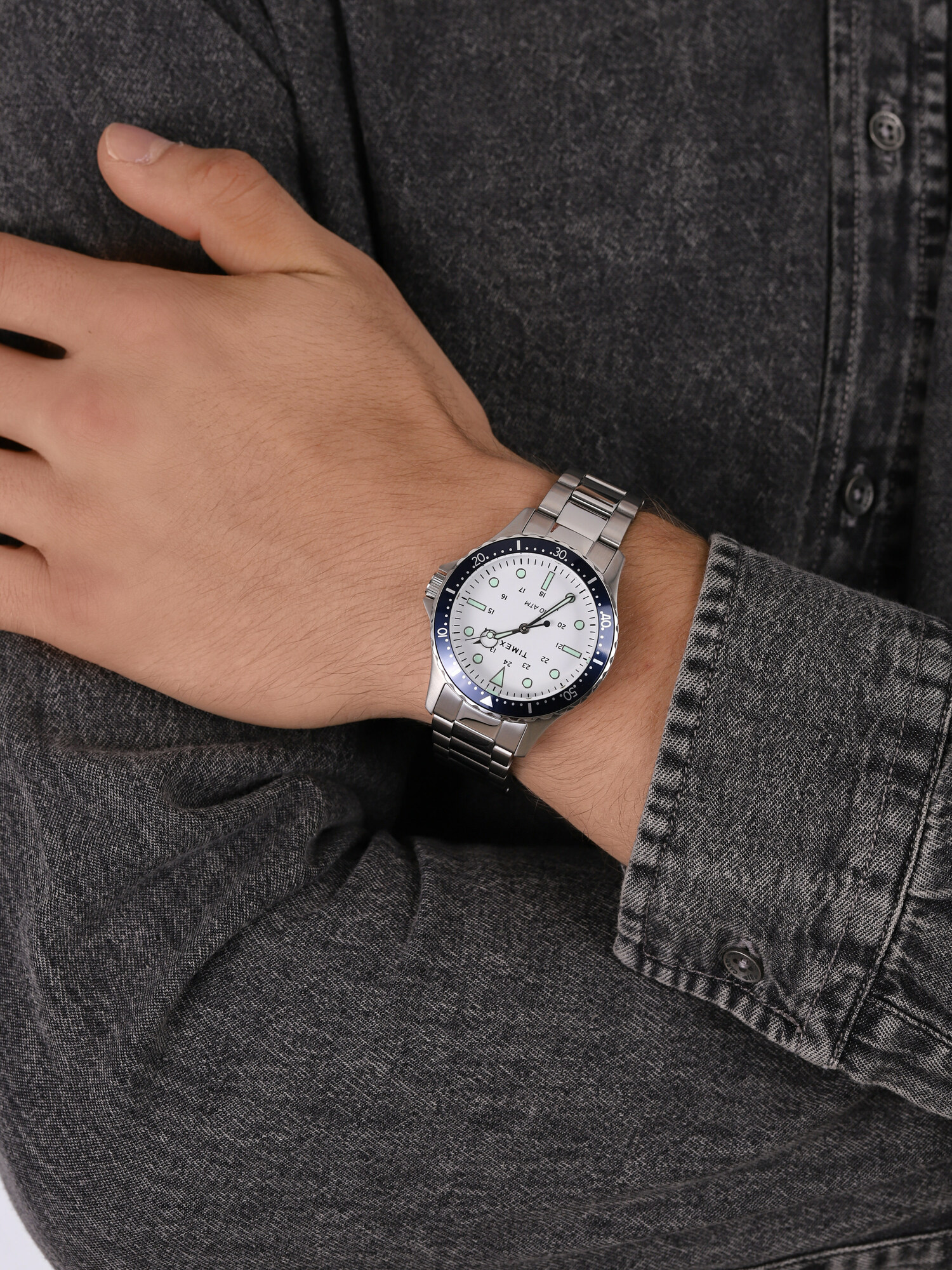 zegarek Timex TW2U10900 srebrny Navi XL - miniatura 3