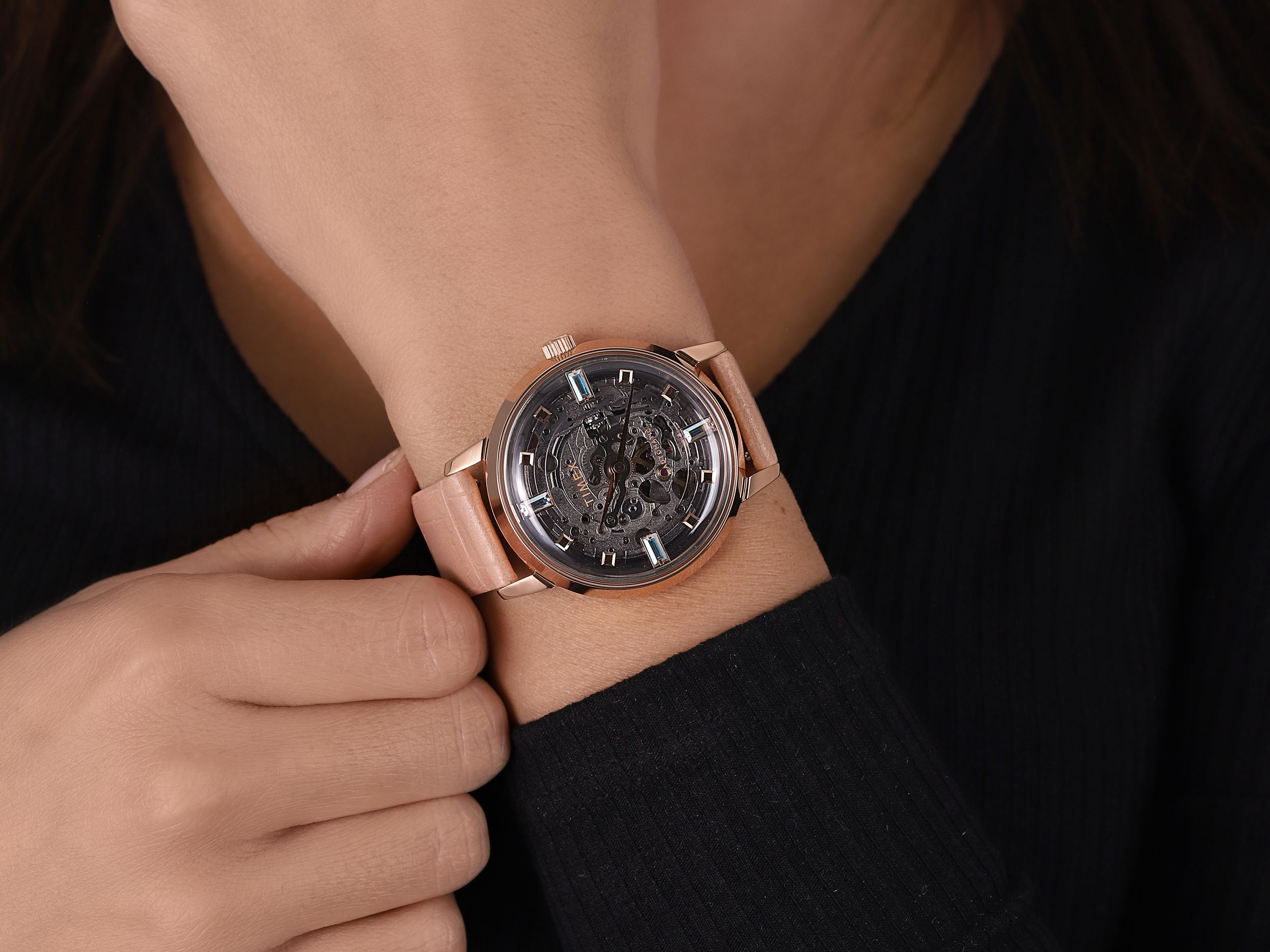 zegarek Timex TW2V05200 różowe złoto City - miniatura 4