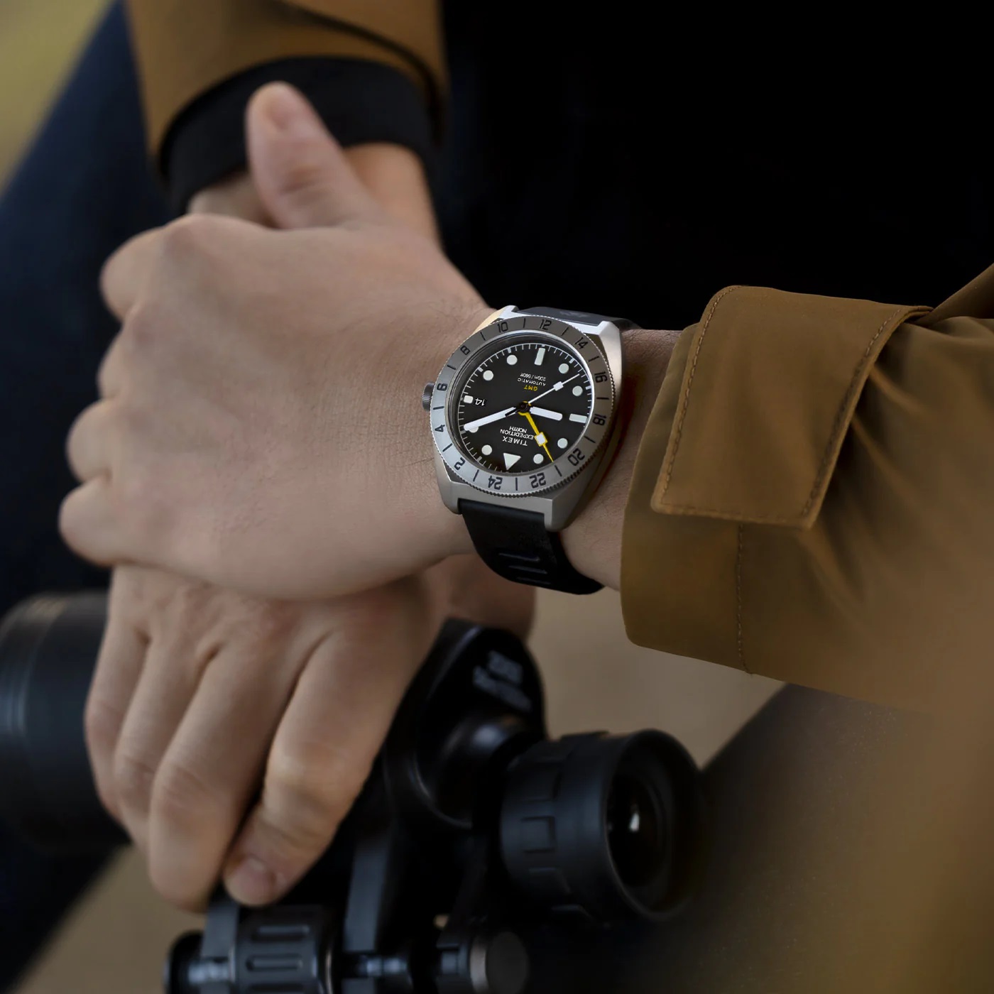 zegarek Timex TW2W53000 Expedition GMT Titanium Automatic 41mm Expedition szafirowe - miniatura 8