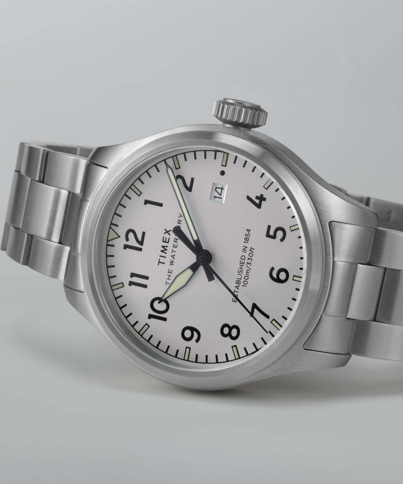 zegarek Timex TW2Y18800