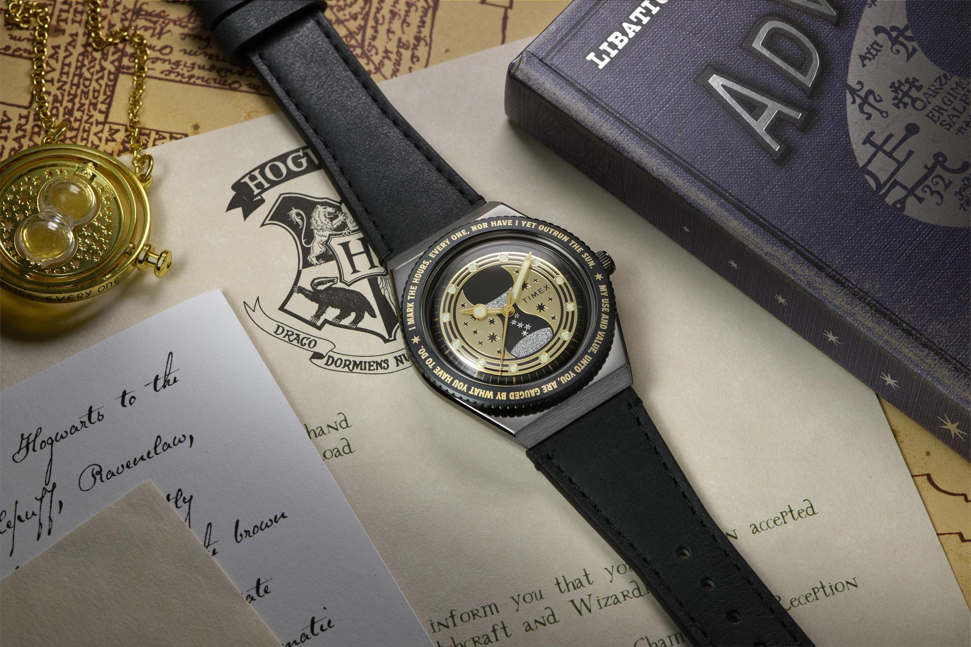 zegarek Timex TW2Y76000 Harry Potter x Q Timex Time Turner 36mm Leather Strap Watch Q Timex