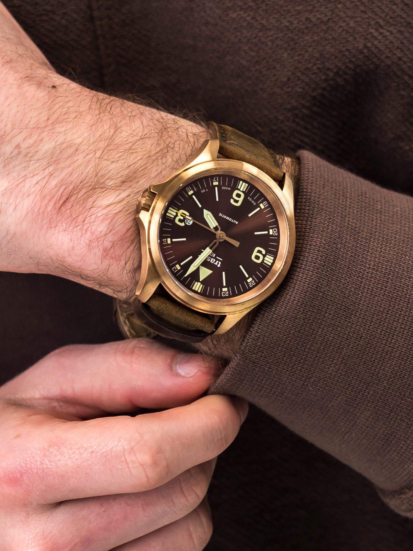 Traser TS-108073 P67 Officer Pro Automatic Bronze Brown zegarek klasyczny P67 Officer Pro