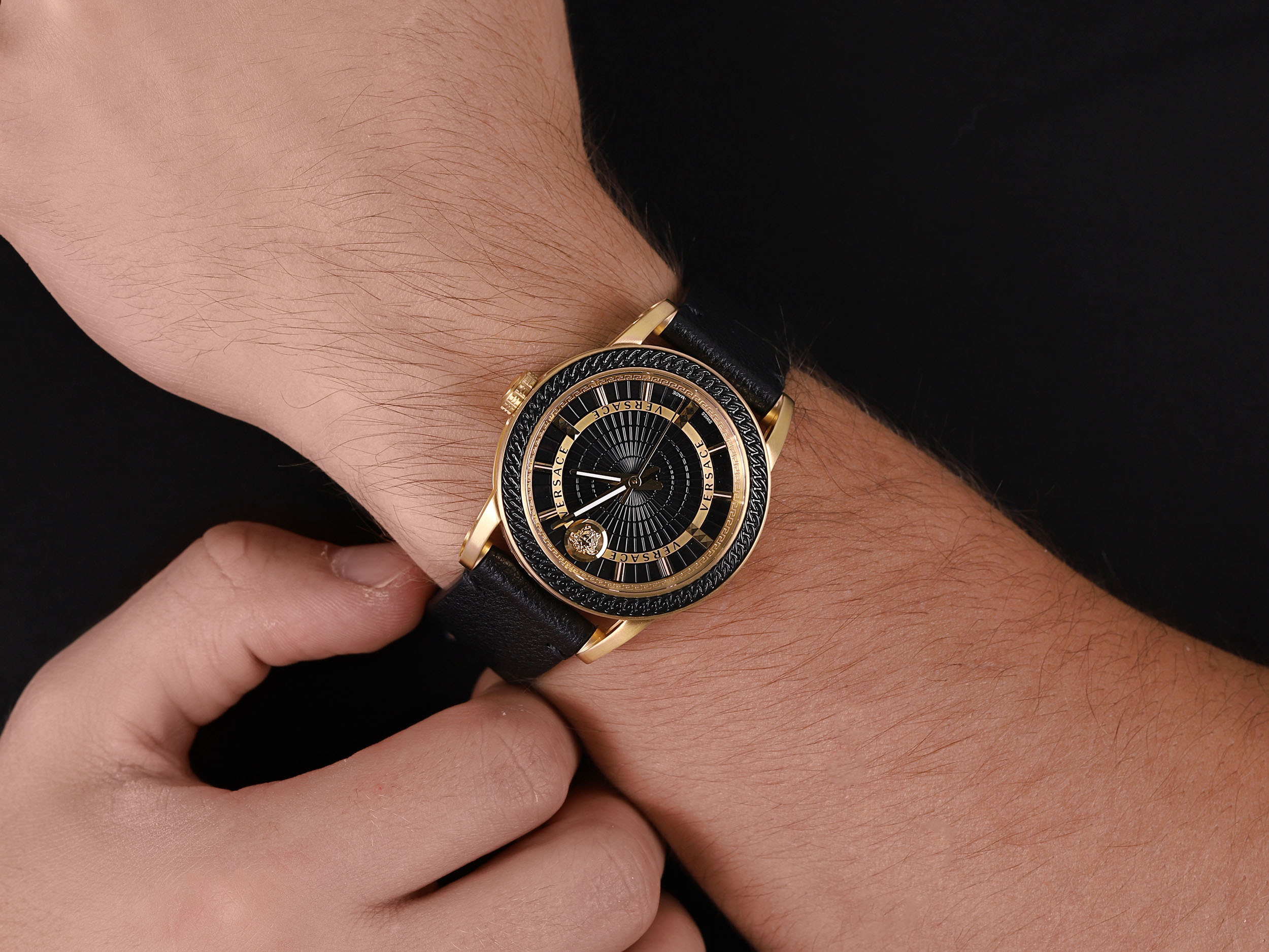 zegarek Versace VEPO00320 kwarcowy męski CODE CODE - miniatura 4
