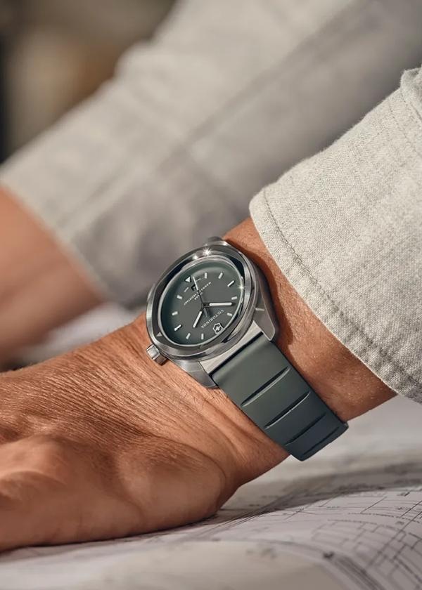 zegarek Victorinox 242052 srebrny Concept