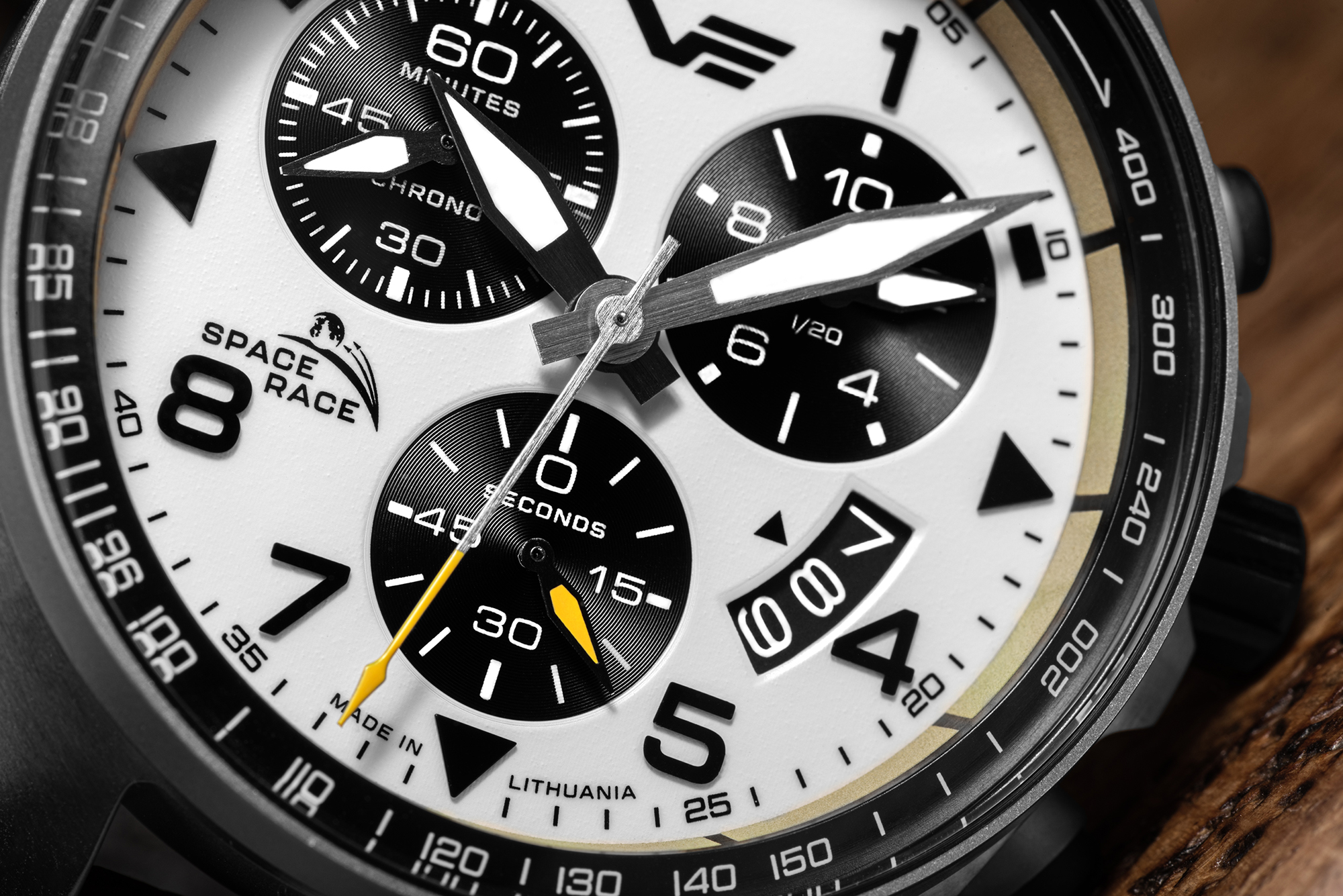 zegarek Vostok Europe 6S30-325A743SWL Space Race White Chrono męski z tachometr Space Race