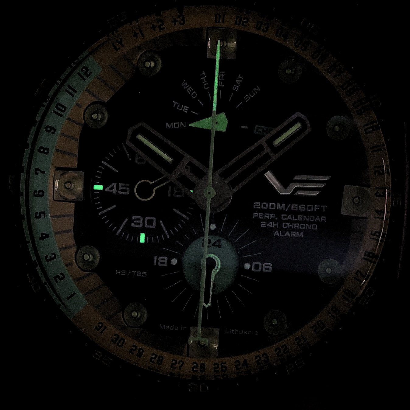 zegarek Vostok Europe YM86-640C697SR Atomic Age mineralne utwardzane - miniatura 5