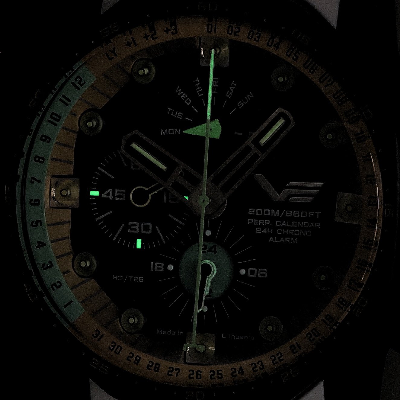 zegarek Vostok Europe YM86-640C697SW Atomic Age mineralne utwardzane - miniatura 5