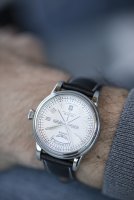Aviator V33502814 PL zegarek męski Douglas srebrny